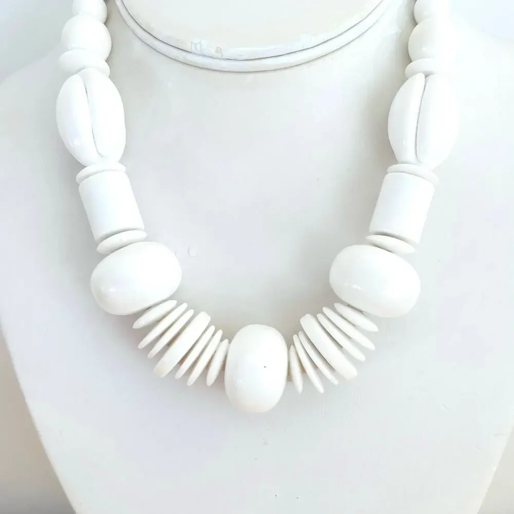 Vtg Chunky Statement Necklace Geometric Retro White Mod 60s MCM Acrylic Resin